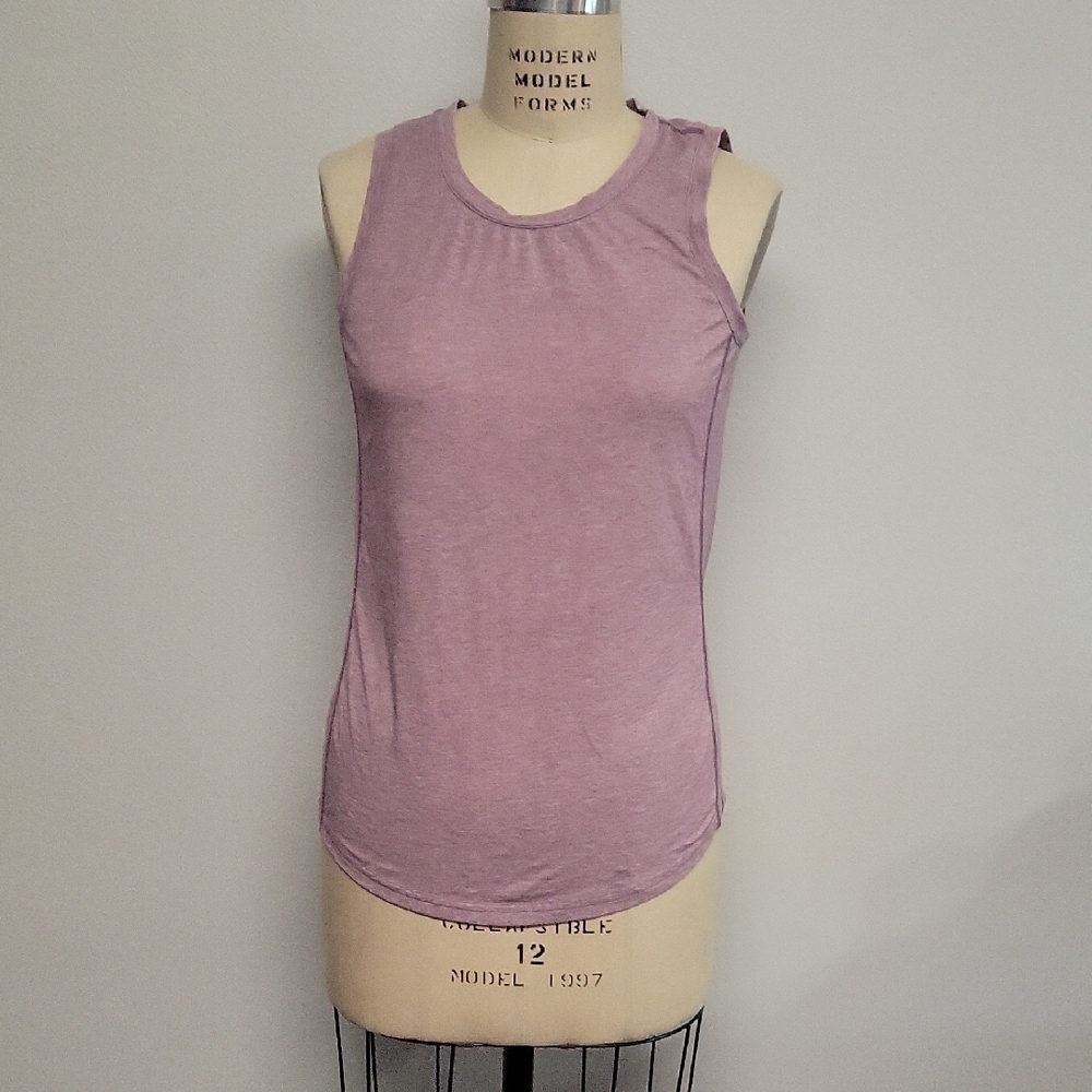 Title Nine Women's Sleeveless Lavender Top